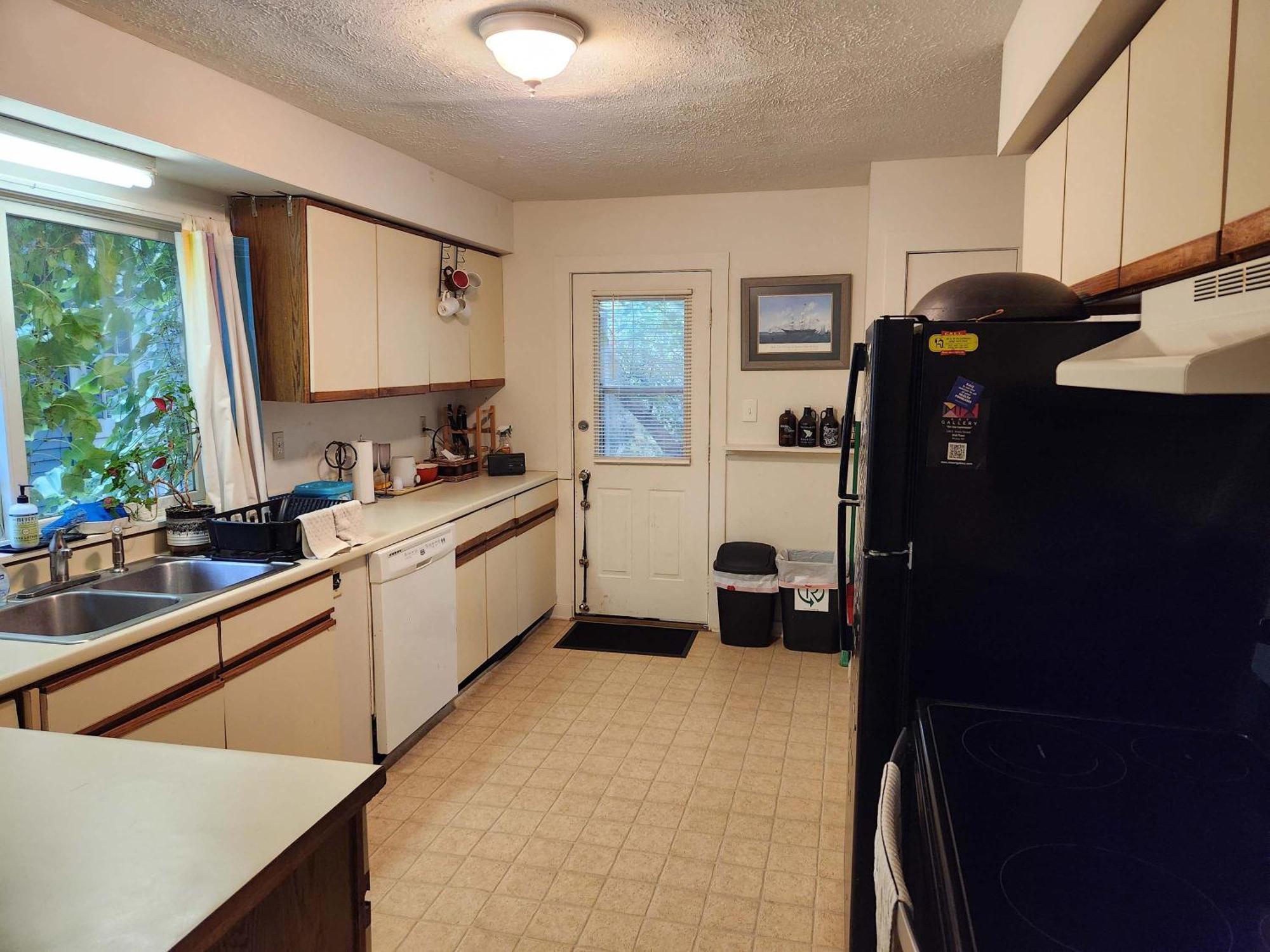 Cozy 3 Bedroom House In Downtown イサカ エクステリア 写真